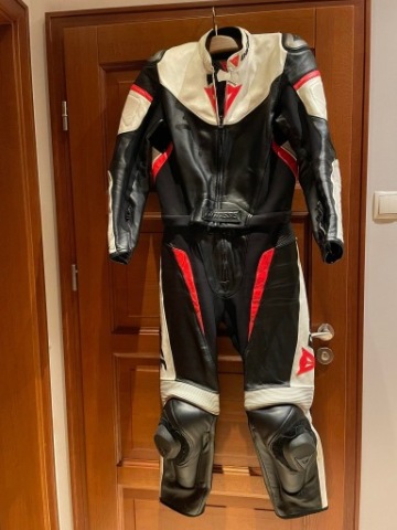 КОМБІНЕЗОН МОТОЦИКЛЕТНИЙ ШКІРЯНИЙ DAINESE РОЗМІР 46 