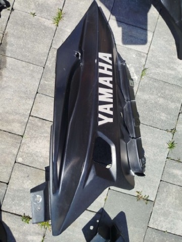 ПРАВИЙ БІК ОБТІЧНИК YAMAHA YZF R125 