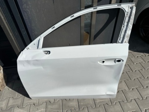 AUDI A3 8Y ДВЕРИ ЛЕВЫЙ ПЕРЕД 