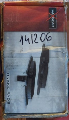 КОЛОДКИ ГАЛЬМІВНЕ DO AUDI A4B5, 80B4, 80B3, 100 