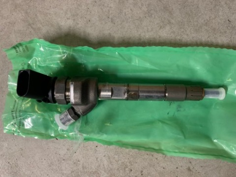 ФОРСУНКА ПАЛИВА BMW OE 13 53 8 579 236 