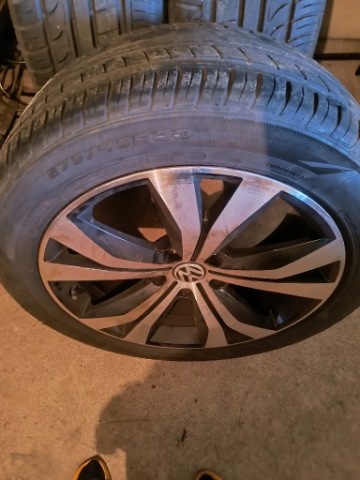 КОМПЛЕКТ КОЛІС VOLGSWAGEN 20 ДЮЙМИ 5X130 ЛІТНІ 