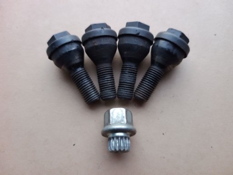 BMW E36, E34, E32 КОМПЛЕКТ БОЛТОВ ZABEZPIECZAJACYCH Z ZASLEPKAMI! 