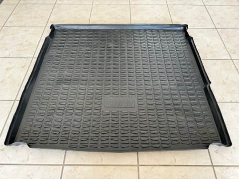 ALFOMBRILLA KSZTALTOWA DE MALETERO PARA BMW X1 E84  