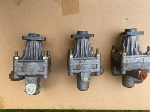НАСОС ПІДСИЛЮВАЧА ZF 7681955267 