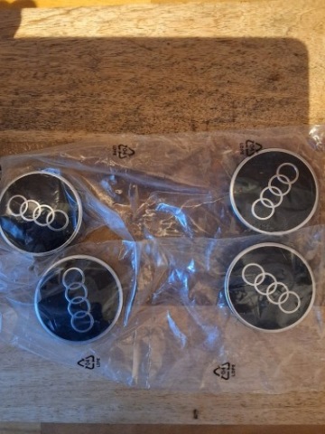 КОЛПАЧКИ AUDI OE 61MM AUDI 81A601170 