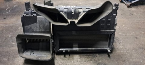 RADIATOR I STRAP FRONT CAPTUR , CLIO 