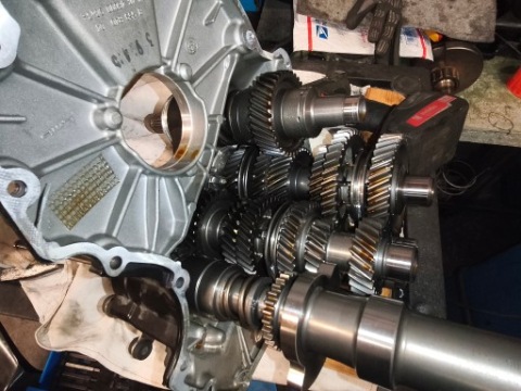 BMW 1250 2025 BOX PROGRAMS 