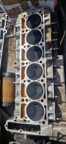 MERCEDES 280S ГОЛОВКА W116 W114 W123 C123 