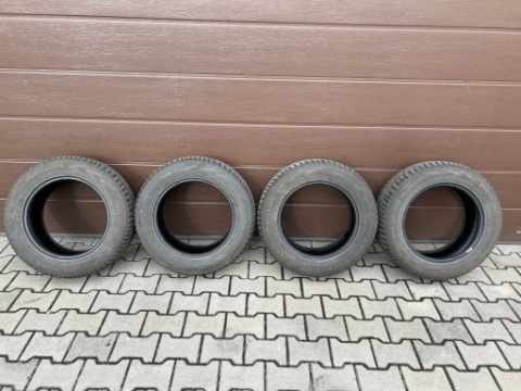 ШИНИ ЗИМОВІ NOKIAN 215/60/16 