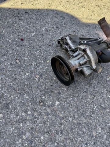 POMPA/OBUDOWA ВОДЫ AUDI A4 B5 R050121013 