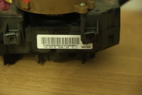 ПЕРЕМИКАЧ КОМПОЗИТНИЙ СВІТЛА Z TEMPOMATEM ALFA ROMEO 01560905820 
