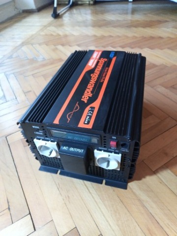 ПЕРЕТВОРЮВАЧ СТРУМУ SINUSOIDALNA 12V DO 220V O CIAGLEJ ПОТУЖНОСТІ 3,5KW EDECOA 