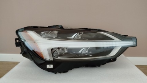 ФАРА ПЕРЕДНЯ ПРАВА VOLVO XC60 II 2018- MID LED (СВІТЛОДІОД) SAE 31689276 ВЕРСІЯ США 