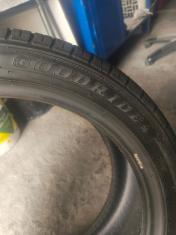 ПРОДАМ ШИНИ 18/245/40 ВСЕСЕЗОННІ 