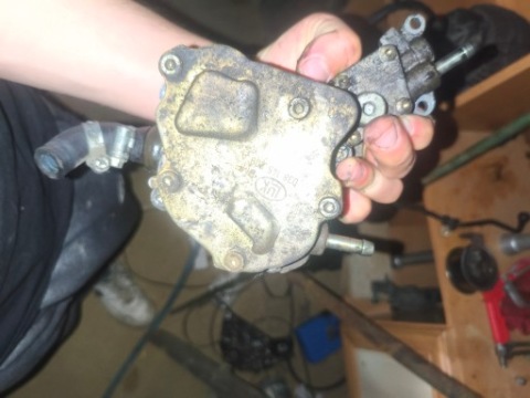 НАСОС ВАКУУМНЫЙ 1.9 TDI 