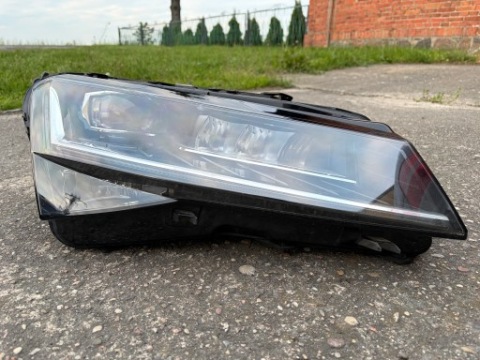 ФАРА ФАРА ПРАВИЙ ПЕРІД SKODA SUPERB 3 3V РЕСТАЙЛ 