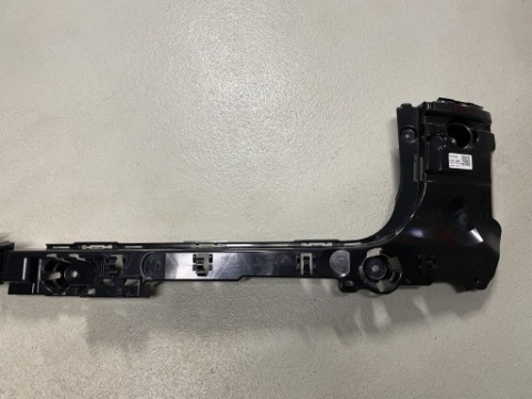 КРІПЛЕННЯ БАМПЕРА ЗАДНЬОГО ПРАВИЙ ПРАВА СТОРОНА BMW X3 G01 LCI 9451026 