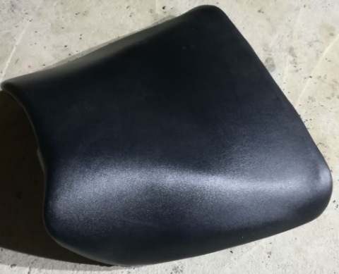 KAWASAKI ZX7R СИДІННЯ ВОДІЯ 