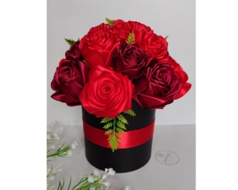 Flowerbox Walentynki Bukiet Czerwone Róże Dla Dziewczyny Rękodzieło 