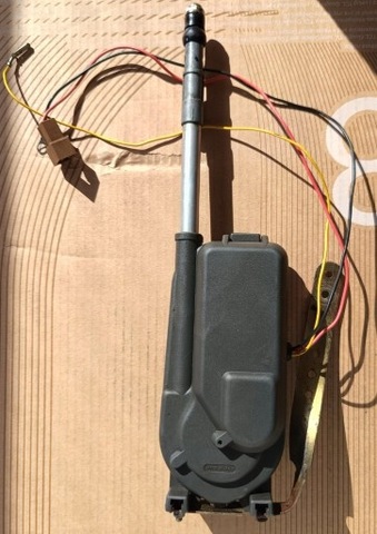 ORIGINAL ANTENA ELÉCTRICA ALFA ROMEO 916 GTV  