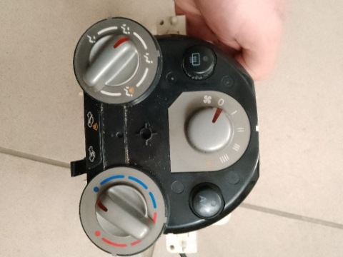 ПАНЕЛЬ КОНДИЦІОНЕРА ПОВІТРОВОДУ MICRA K13 АКЦІЯ 