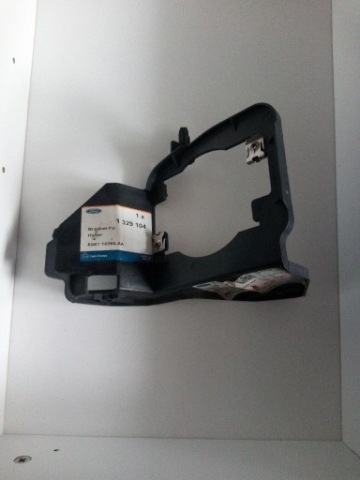 РАМКА ГАЛОГЕНУ FORD FIESTA 5S61 15266 AA 