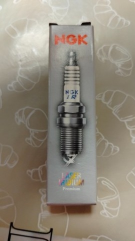 СВІЧКИ NGK ІРИДІЄВІ ILZKR8A94290 VW AUDI 3.0 3.6 VR6 
