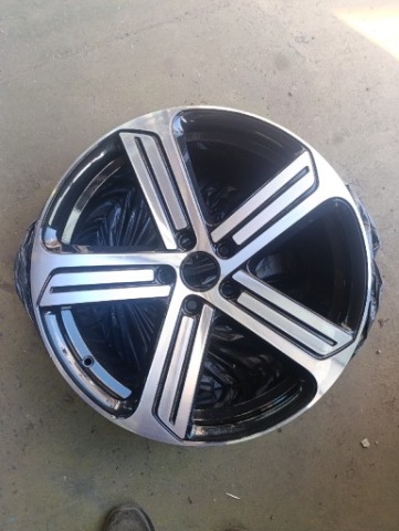 ДИСК 19 5X112 ET50 8J GOLF R 