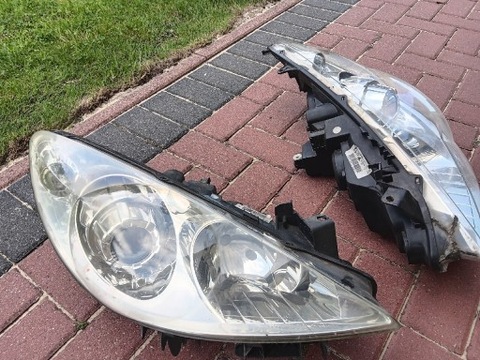 Lampy Peugeot 307 SW Lift - uszkodzone 