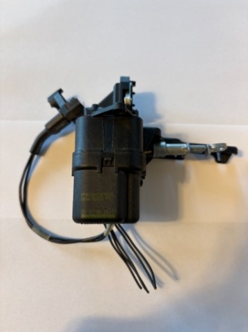 89047600B МОТОРЧИК ПОВОРОТА BI-XENON VECTRA C 