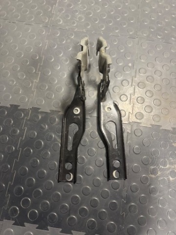 CUPRA FORMENTOR ЗАВІСИ КАПОТУ КОМПЛЕКТ 5FF823301 5FF823302 