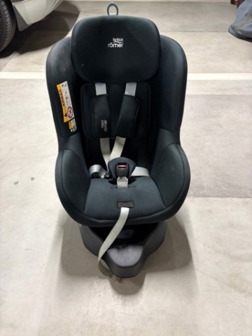 BRITAX DUALFIX M ПЛЮС I-SIZE КРЕСЛО ПОВОРОТНЫЙ 0-20 KG 