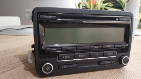 РАДІО RCD310 VW 1K0035186AA 