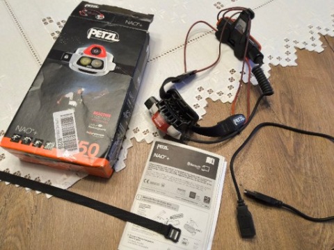 ЛІХТАРИК ЛОБОВЕ PETZL NAO 700LM 