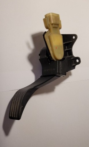 ПЕДАЛЬ ГАЗУ FORD FOCUS MK1 1.8TDCI 2M519F836AD 