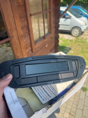 ПРИБОРНА ПАНЕЛЬ MICROCAR MC1 