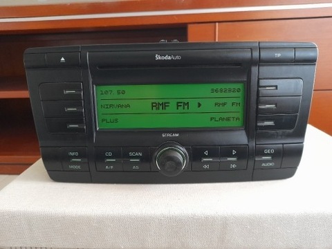 RADIO SKODA STREAM CD SKODA OCTAVIA II  