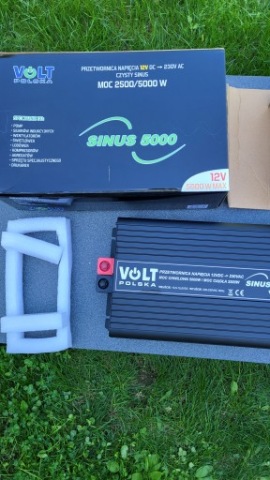 ПЕРЕТВОРЮВАЧ НАПРУГИ VOLT 12V 230V 3000W 5000W 