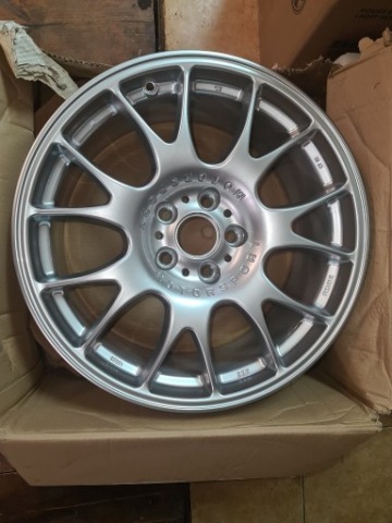 НОВАЯ BBS CH004 ET35 8.5J 19' 5X120 