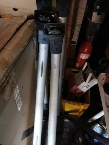 БАЛКИ БАГАЖНИКА ОРИГИНАЛ MERCEDES W211 КЛЮЧИК 