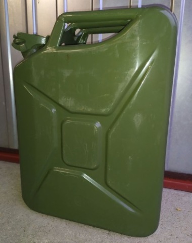 КАНІСТРА МЕТАЛІЧНИЙ 20L NA ПАЛИВО 