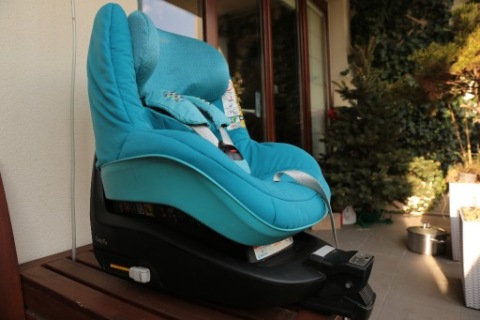 КРІСЛО АВТО MAXCOSI 2WAY PEARL + БАЗА 2WAYFIX 