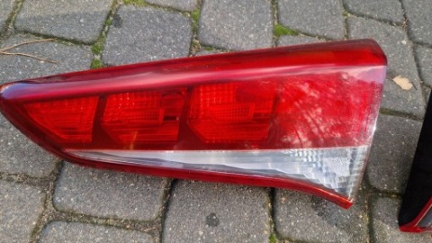 ФАРА ПРАВА THYUNDAI YL ЗАДНЯ 92404-D3 TUCSON 3 3 15-20 
