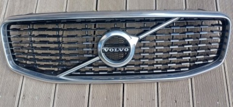 РЕШІТКА DO VOLVO XC60 R-DESIGN. 