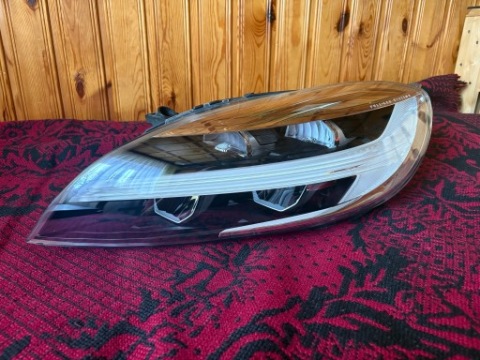 ФАРА ЛІВА ПЕРЕДНЯ VOLVO V40 РЕСТАЙЛ ПОВНИЙ LED (СВІТЛОДІОД) 31420443 