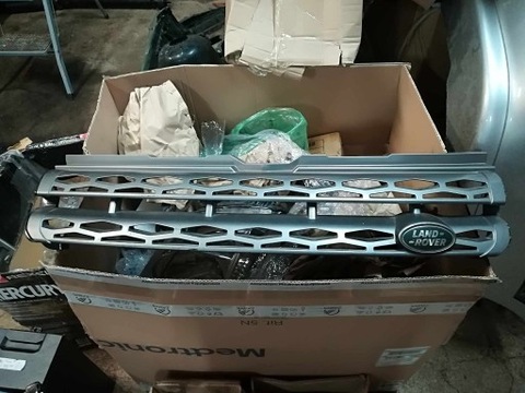 GRILLE RADIATOR GRILLE LAND ROVER RANGE ROVER EVOQUE  