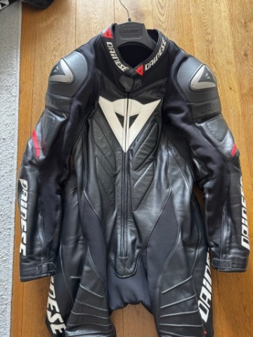 КОМБИНЕЗОН DAINESE LAGUNA SECA 50 FLUO ROSSO 