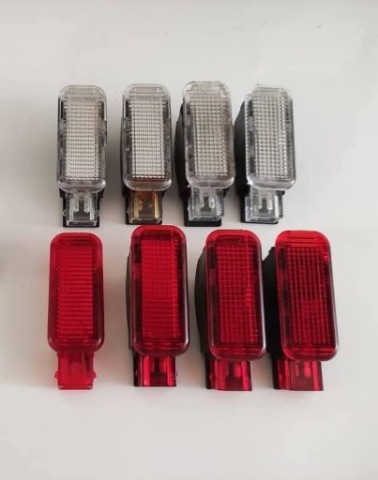 ЛАМПОЧКИ ДВЕРІ AUDI A4 + LED 