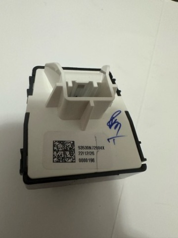 ПЕРЕМИКАЧ ЗЕРКАЛ HYUNDAI TUCSON 4 93530N72004X 